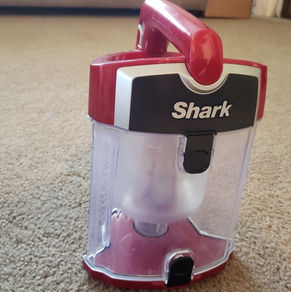 Shark Navigator Lift Away Vacuum Cleaner ZU 562 parts dust dirt bin canister